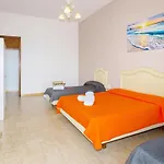 Sisters Hotel 3*