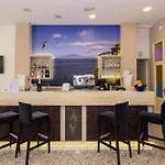 Sisters Hotel 3*