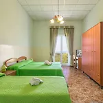 Sisters Hotel 3*