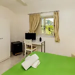 Sisters Hotel 3*