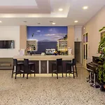 Sisters Hotel