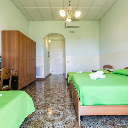 Sisters Hotel
