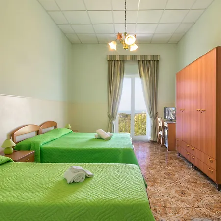 Sisters Hotel 3*