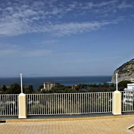 Sisters Piano di Sorrento